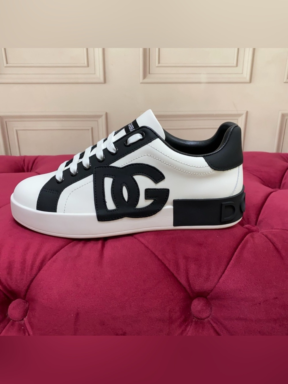 Dolce & Gabbana Black and White Logo Leather Sneakers - Picture 8 of 9